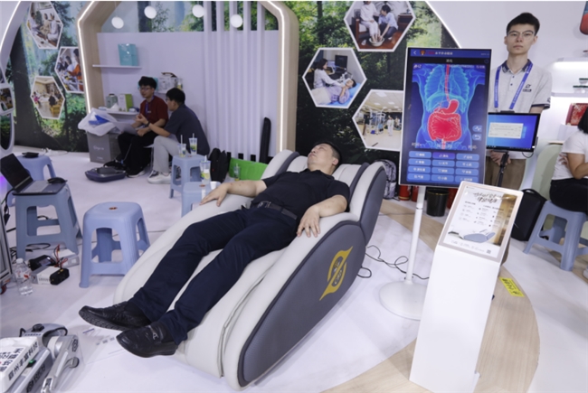 30万人围观!航天级 CBD 水平律动产品,不靠运动不靠药,全家健康一步到位(图3)